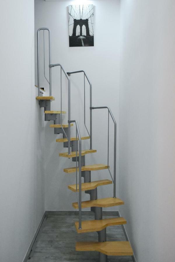 Modern Design Apartment In The City Center Budapest Exterior foto